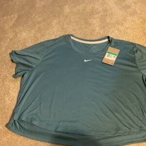 Nike Women's Teal Short Sleeve Tee